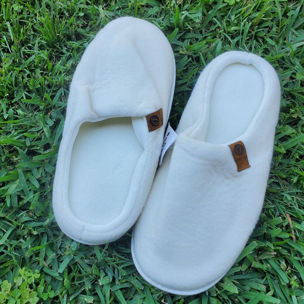 Oncai White Scuff Slippers Size 14
